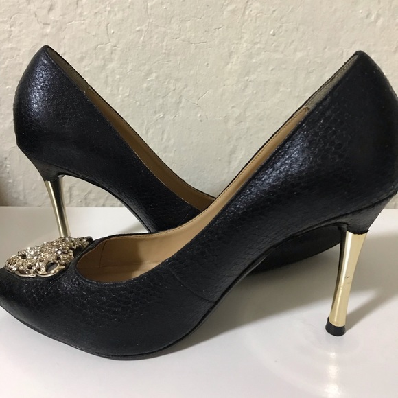Thalia Sodi Black and Gold Heels Size 6 - Picture 1 of 9
